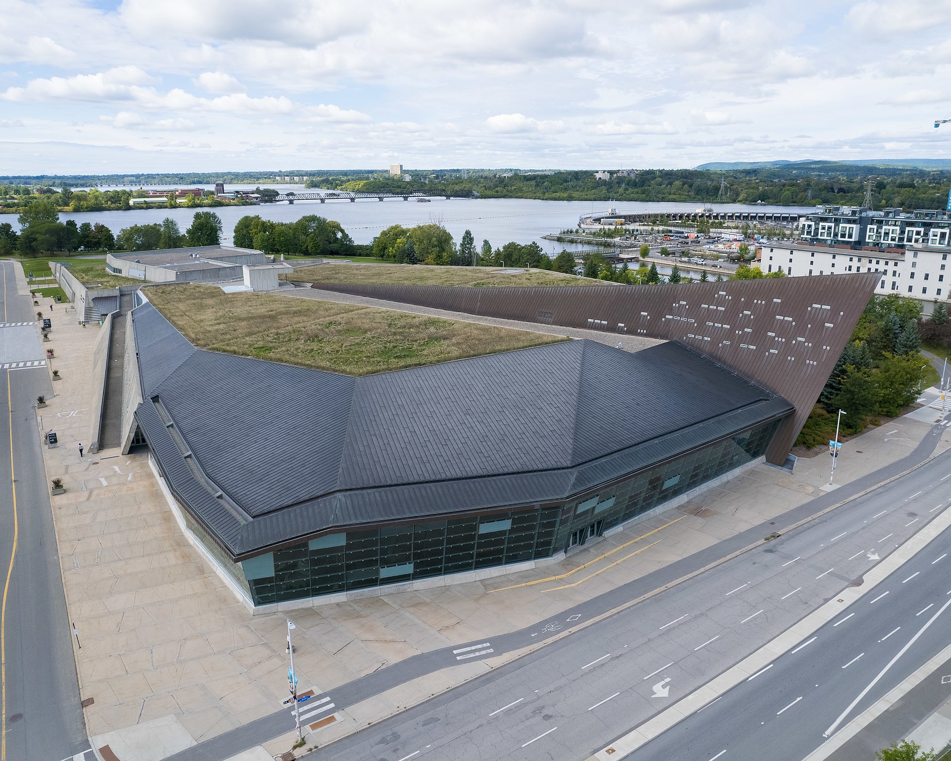 Canadian War Museum - Image 1