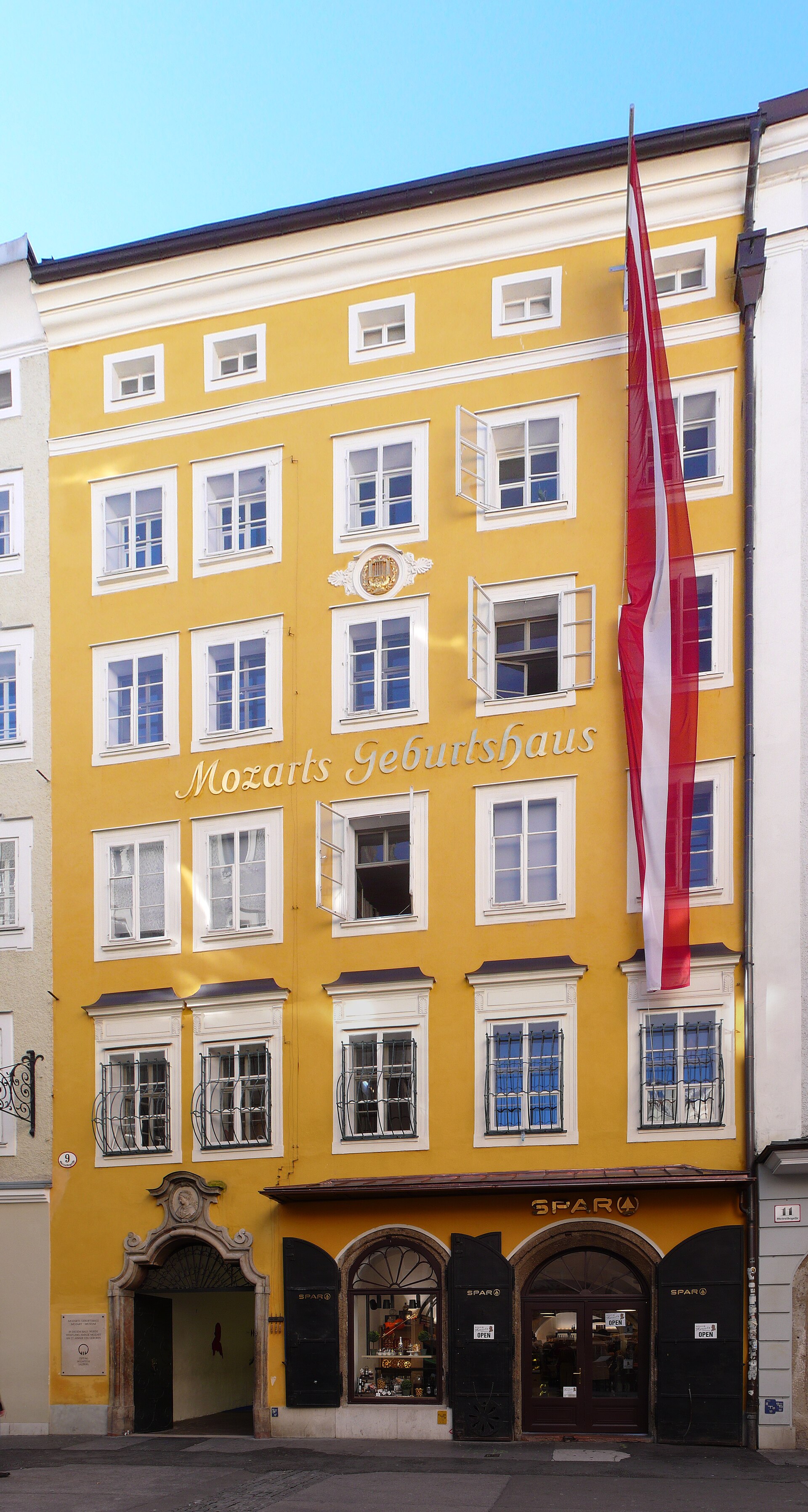 Mozart's Geburtshaus - Image 1