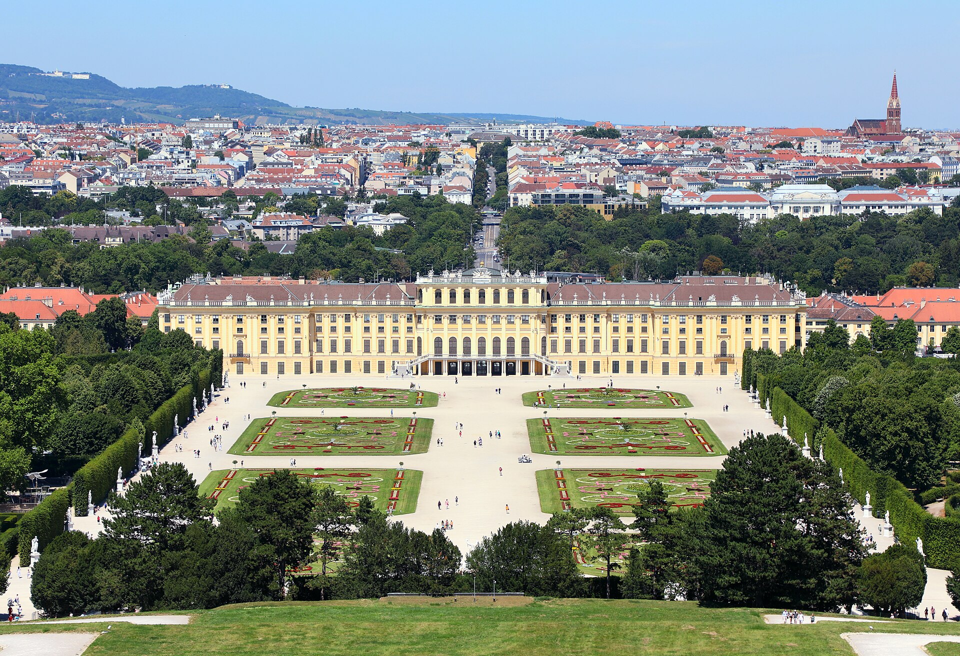 Schonbrunn Palace - Image 1